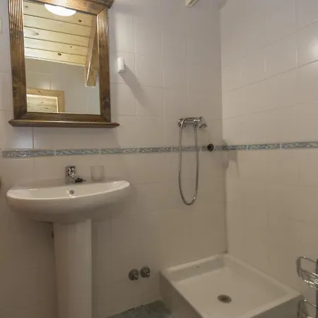 Lh Apartamento Ibons Apartment Benasque